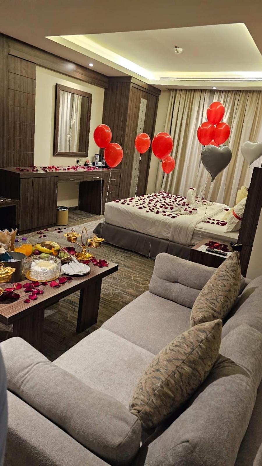 Continent Sumou Hotel Ал Хубар Екстериор снимка