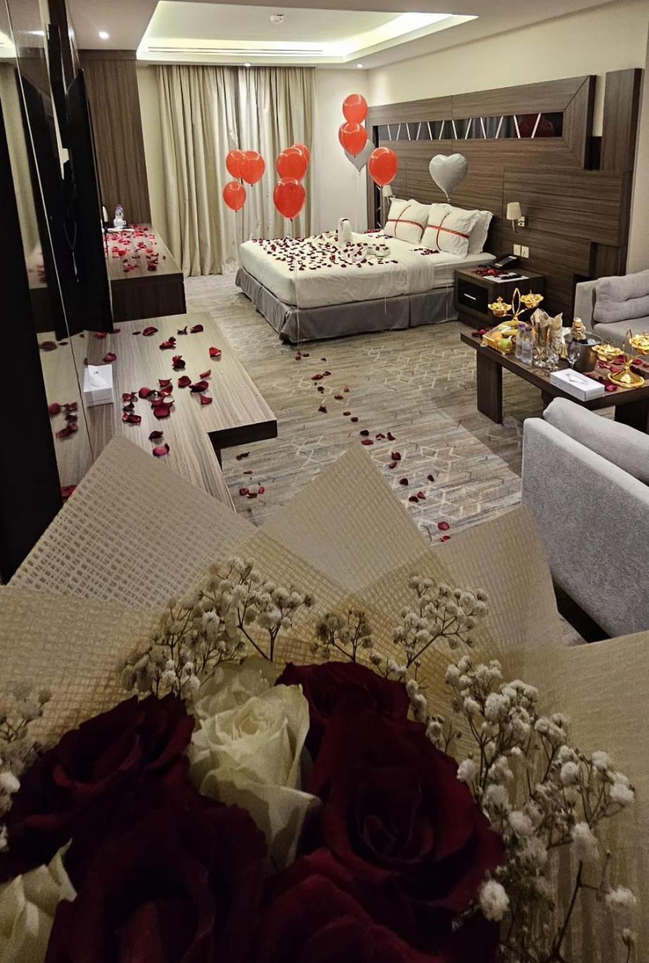 Continent Sumou Hotel Ал Хубар Екстериор снимка