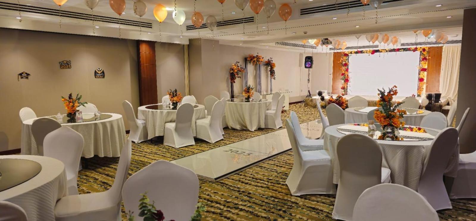 Continent Sumou Hotel Ал Хубар Екстериор снимка