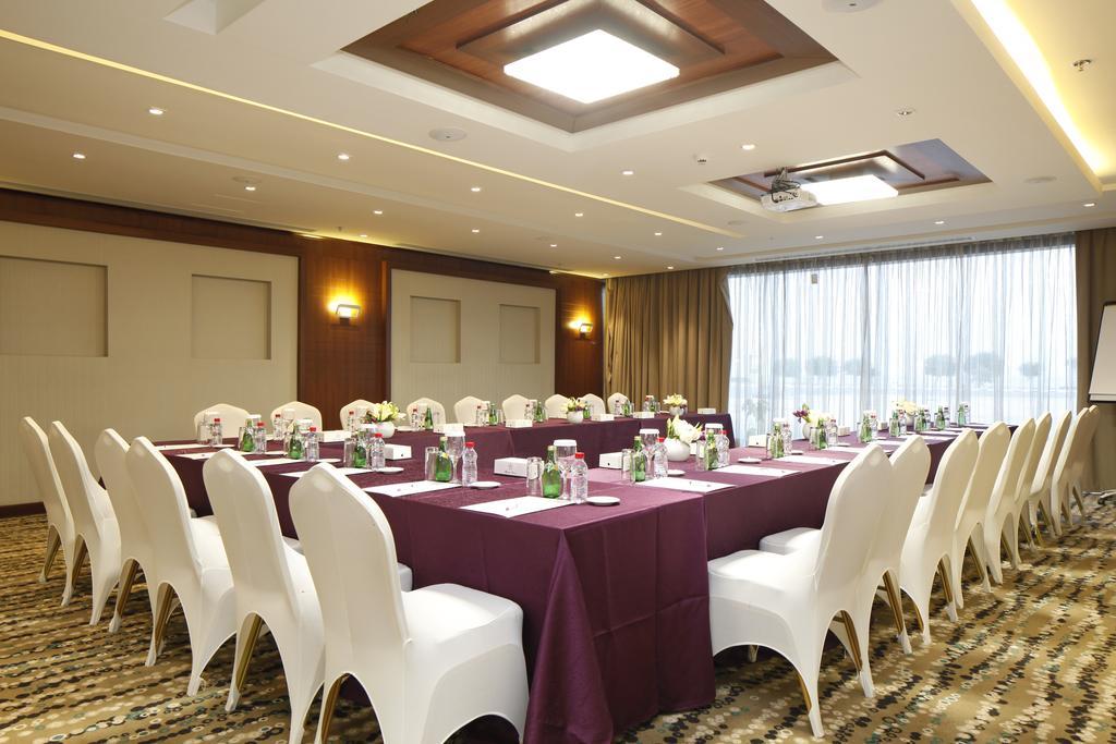 Continent Sumou Hotel Ал Хубар Екстериор снимка