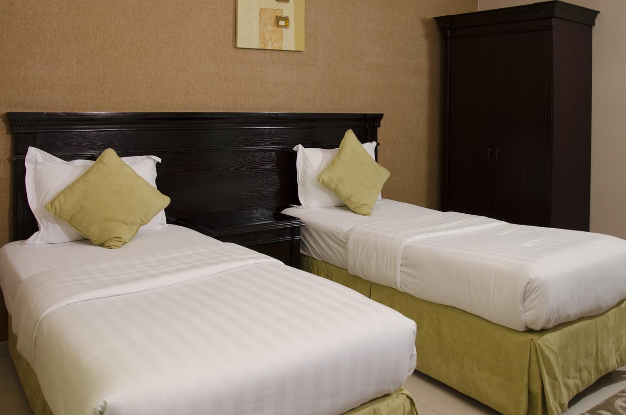 Continent Sumou Hotel Ал Хубар Екстериор снимка
