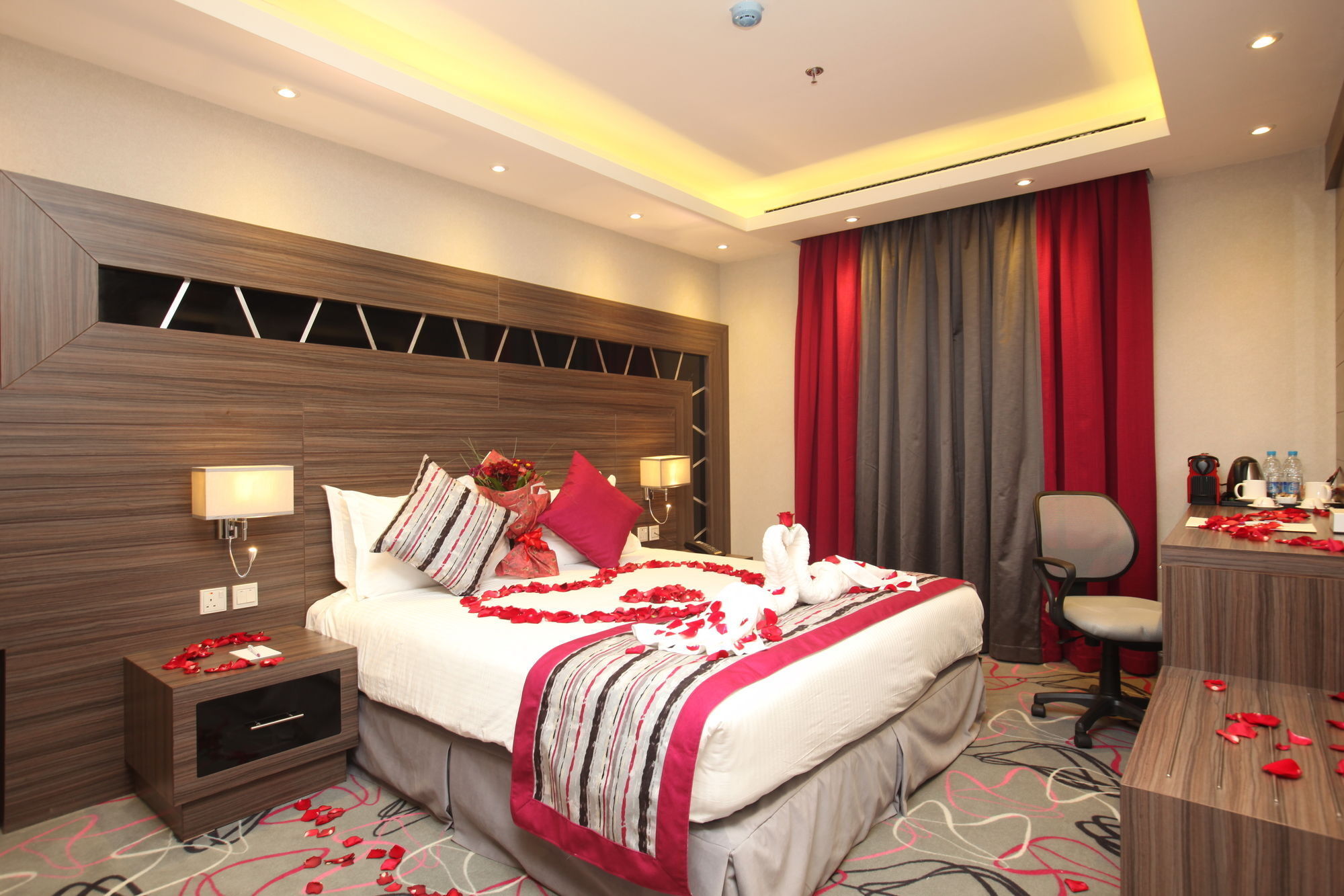 Continent Sumou Hotel Ал Хубар Екстериор снимка