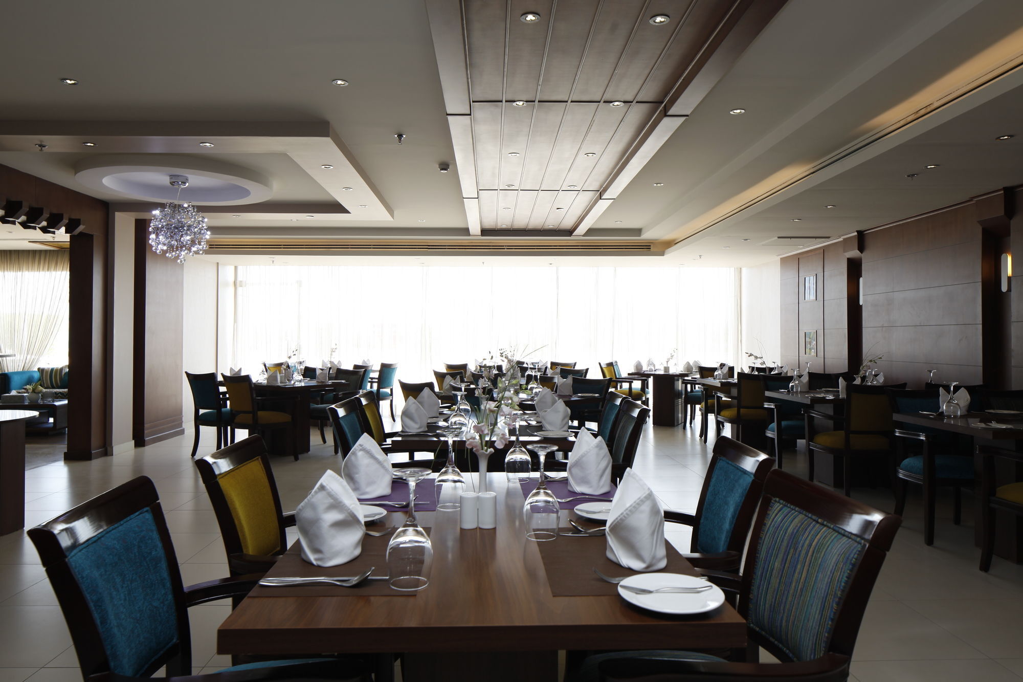 Continent Sumou Hotel Ал Хубар Екстериор снимка