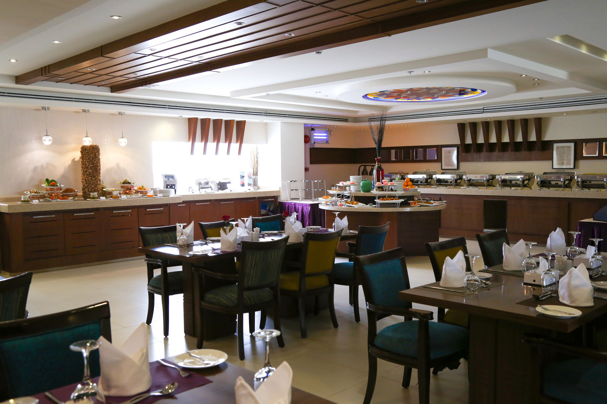 Continent Sumou Hotel Ал Хубар Екстериор снимка