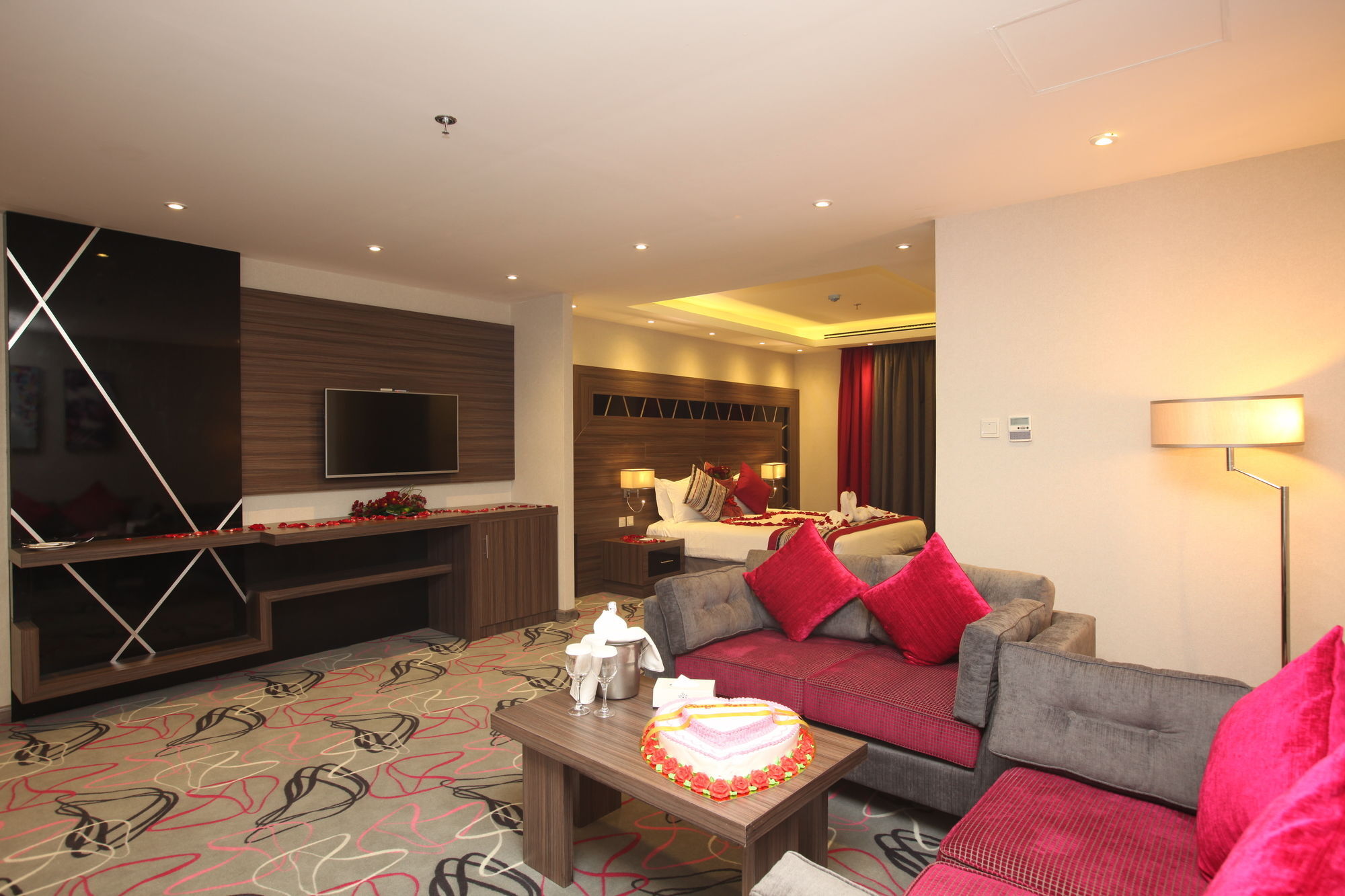 Continent Sumou Hotel Ал Хубар Екстериор снимка